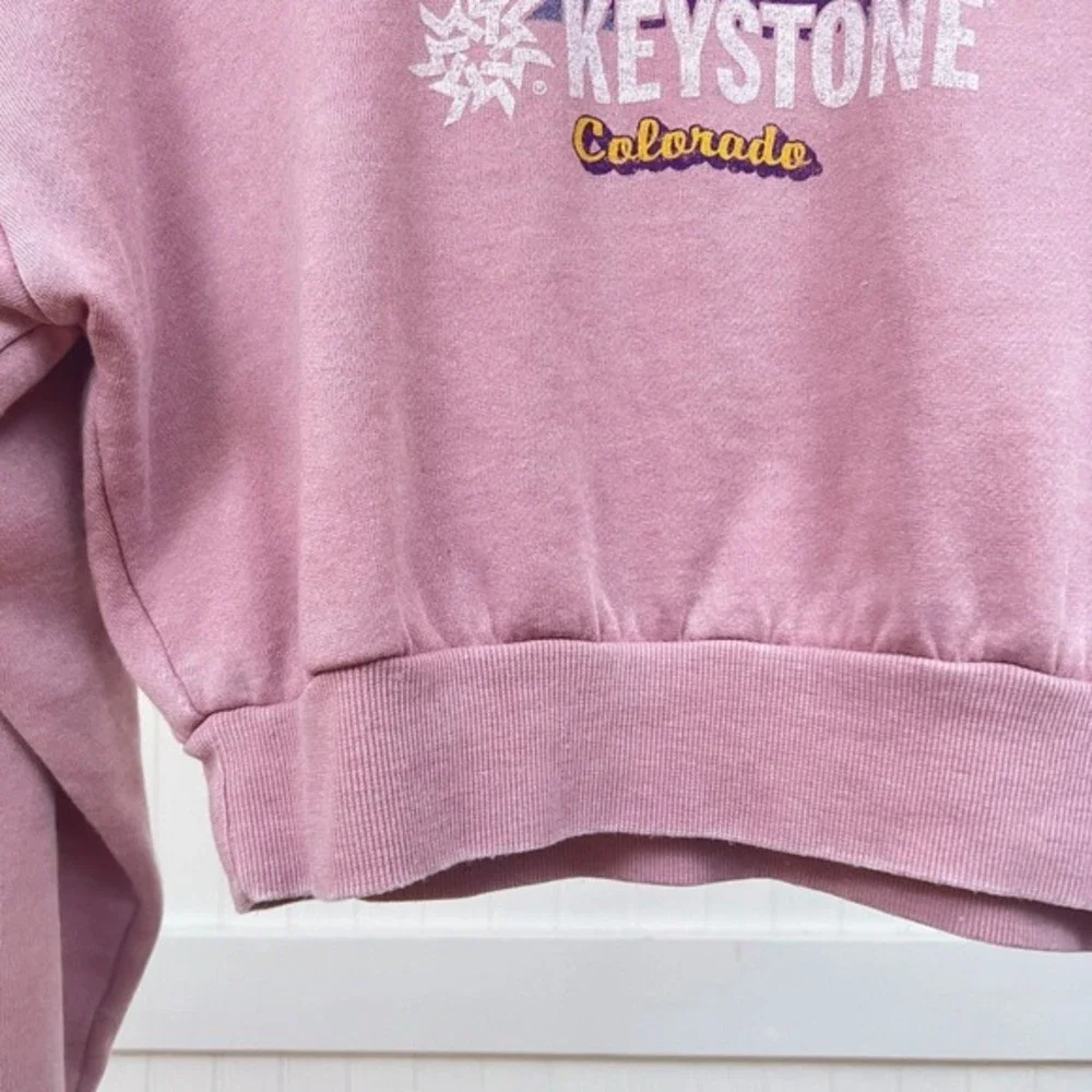 Techstyles Sweatshirt Keystone Travelcore Rainbow Sunset Graphic‎ Women's Pink - Picture 5 of 9